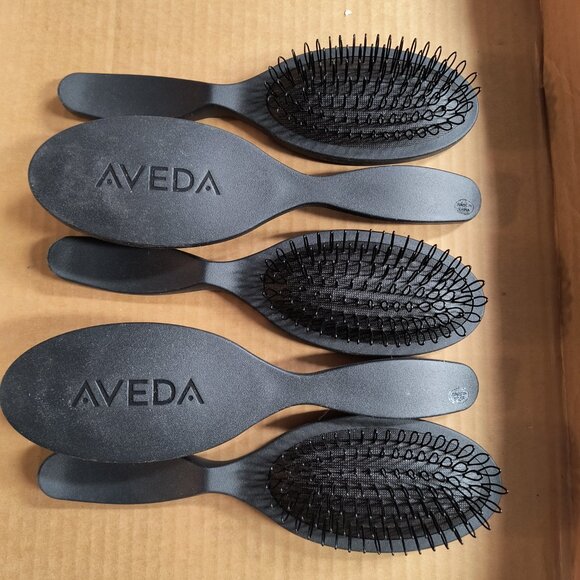 Lot of (5) Aveda Pramasana Exfoliating Scalp Hair Brushes-Brand New - Picture 2 of 2